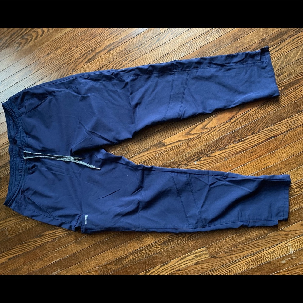Grey’s Anatomy scrub pants
